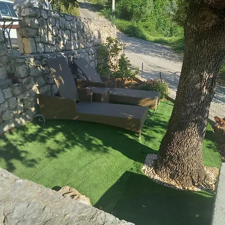 Stari Dvori Villa *