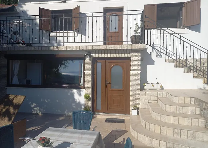 Stari Dvori Villa *
